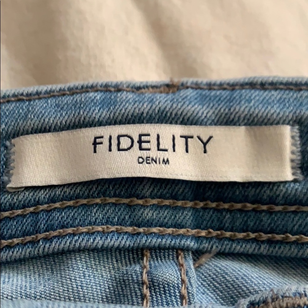 Fidelity skinny Jean 24